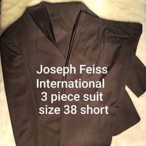 Joseph Feiss Int'l Black 3 Piece Suit sz 38 short